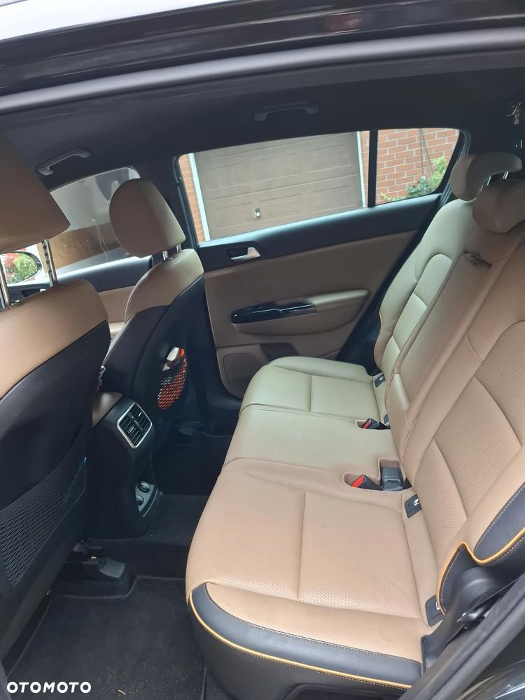 Kia Sportage - 10