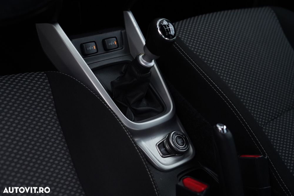 Suzuki Vitara 1.6 DDIS (4x4) Allgrip Comfort+ - 10