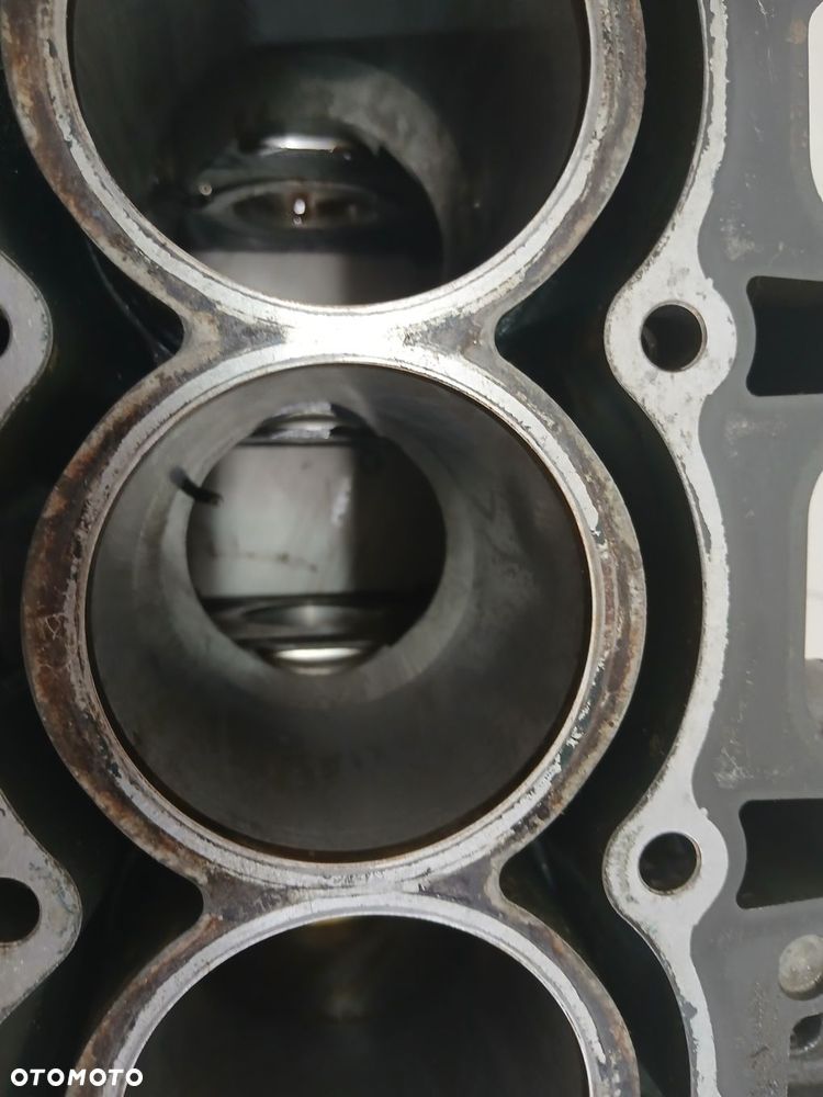 BLOK SILNIKA BMW E60 E61 N52B25 - 8