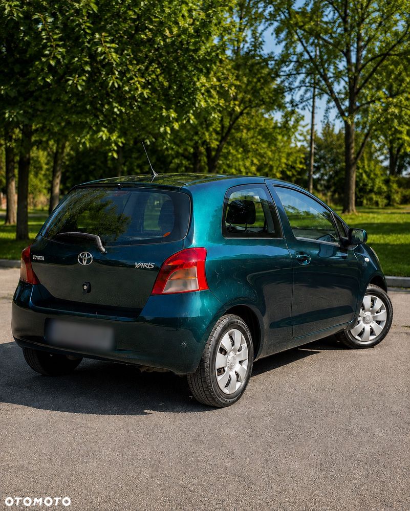Toyota Yaris 1.0 Luna A/C - 1