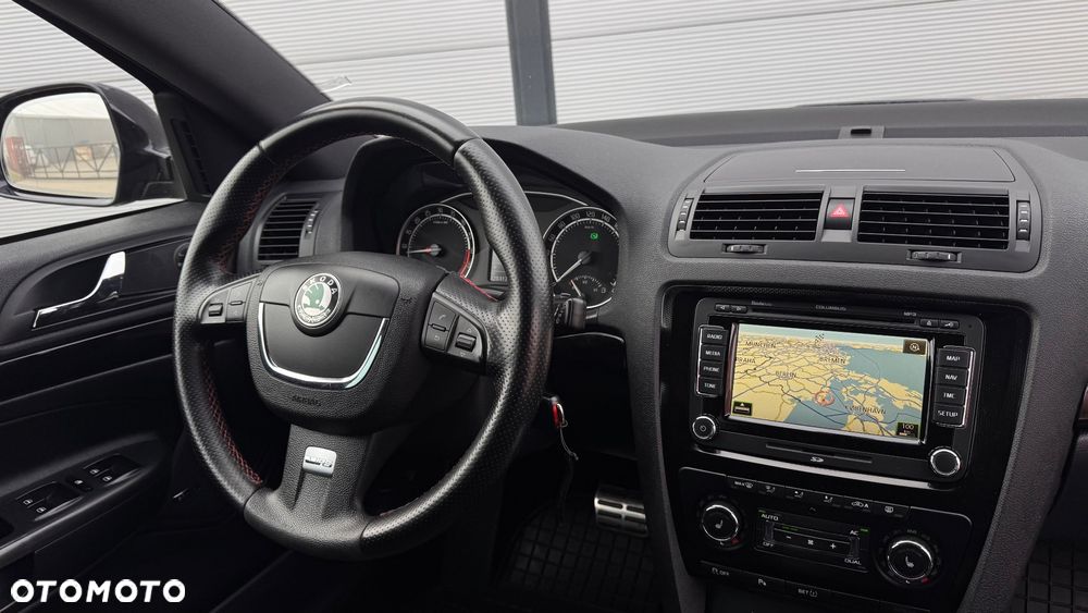 Skoda Octavia 2.0 TDI DPF DSG RS - 34