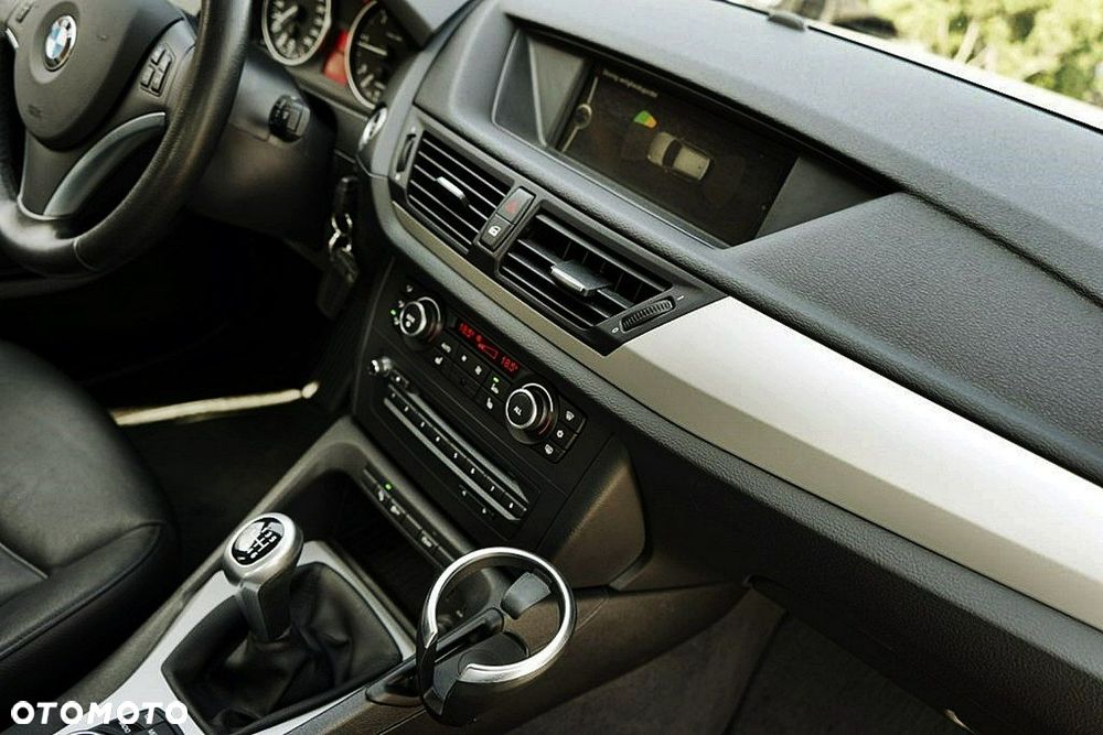 BMW X1 sDrive20d EfficientDynamics - 30