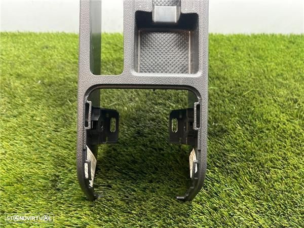 CONSOLA CENTRAL VOLKSWAGEN TAIGO - 4