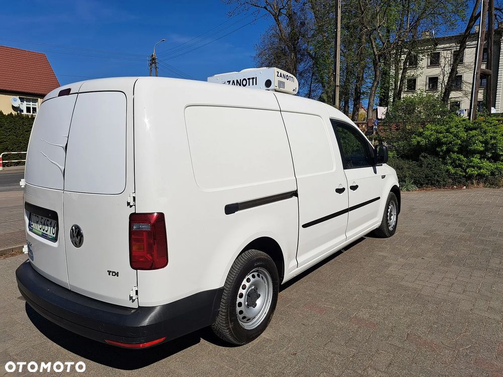 Volkswagen Caddy Max - 10