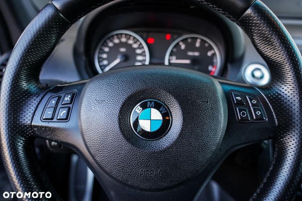 BMW Seria 1 - 34