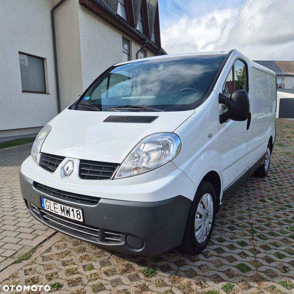 Renault Trafic 2008 photo 2