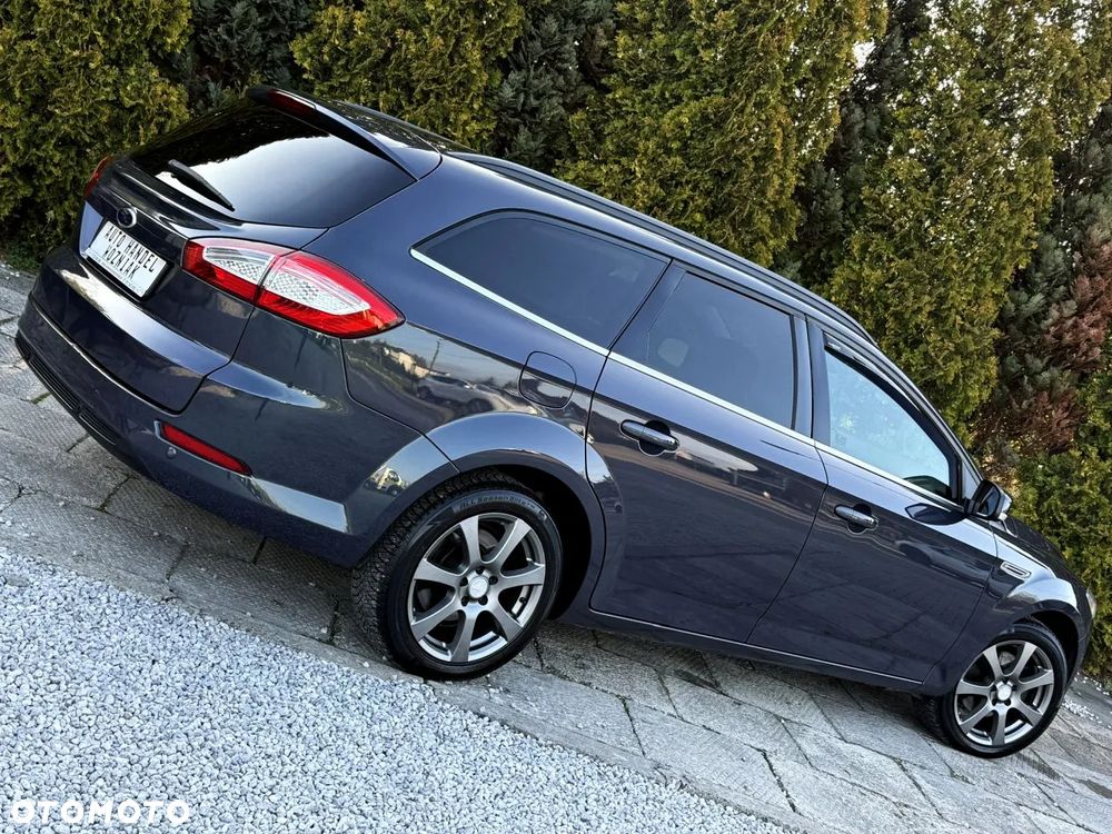 Ford Mondeo - 12