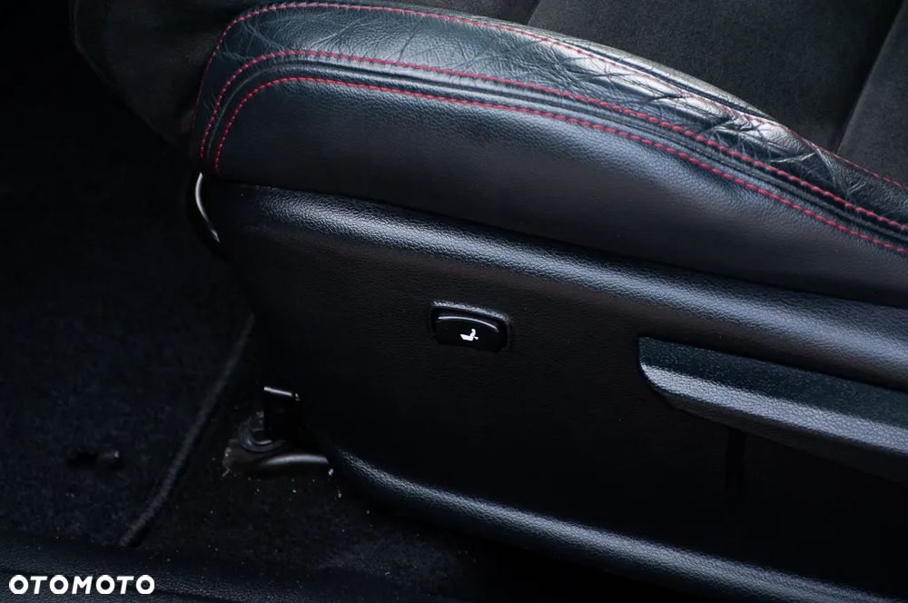 Kia Ceed Cee'd 1.6 T-GDI GT - 39