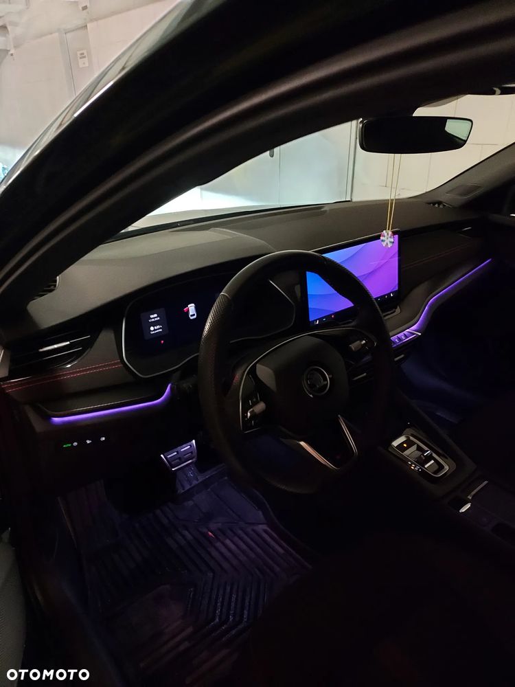 Skoda Octavia 2.0 TSI RS DSG - 6