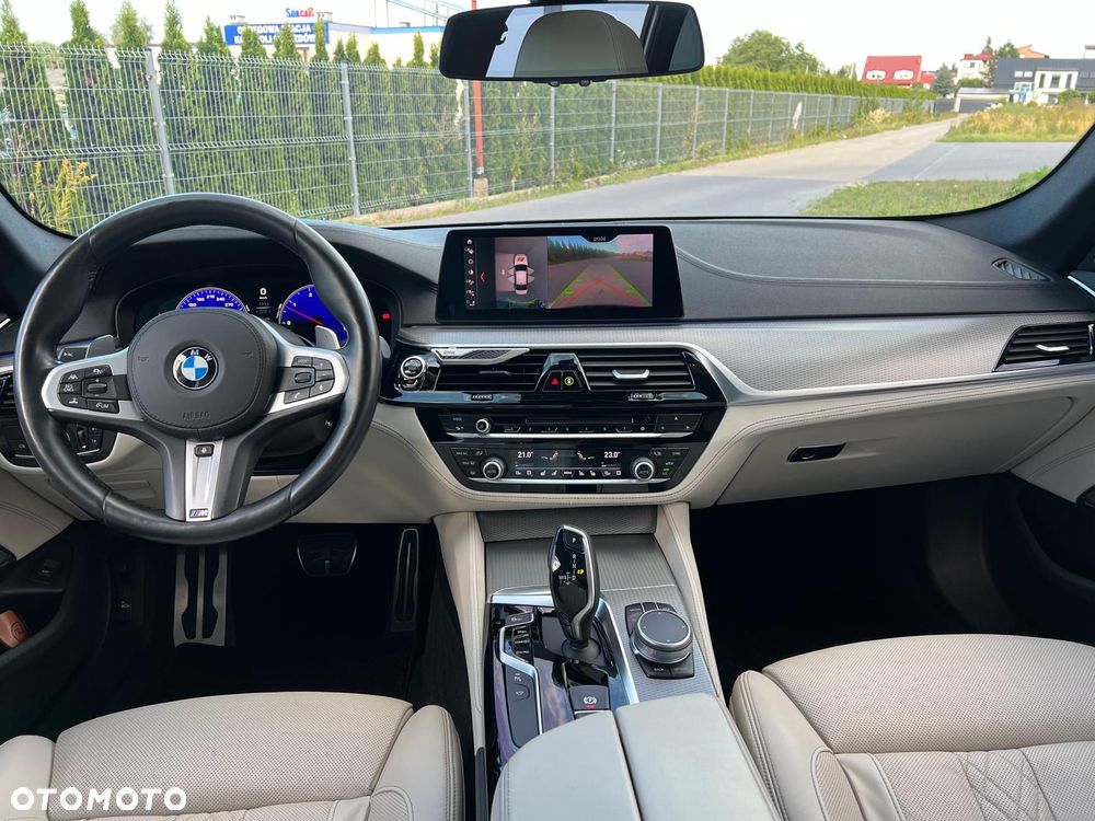 BMW Seria 5 540d xDrive M Sport sport - 24