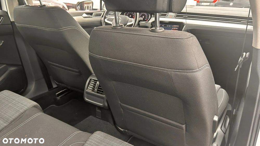 Volkswagen Passat 2.0 TSI Elegance DSG - 11
