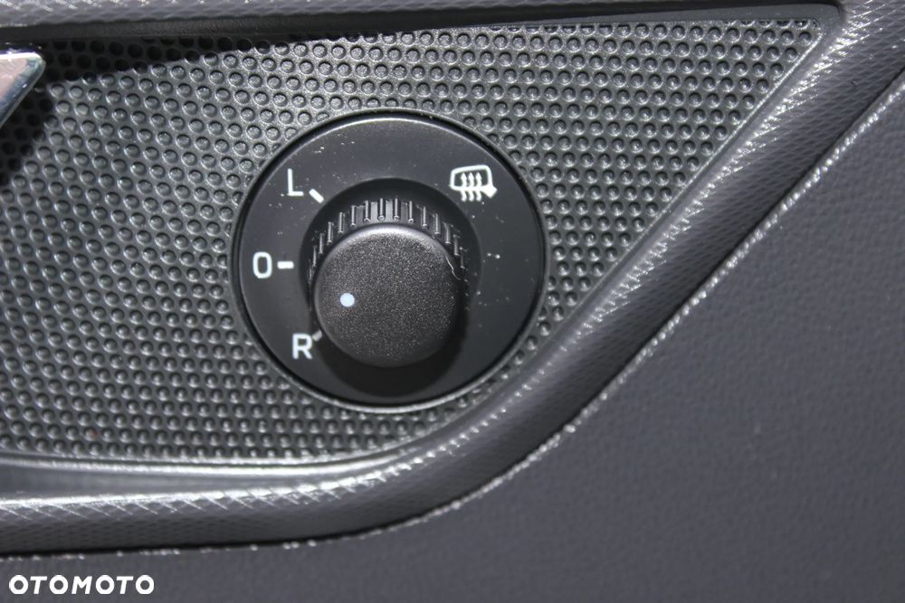 Skoda RAPID 1.4 TSI DSG Monte Carlo Green tec - 18