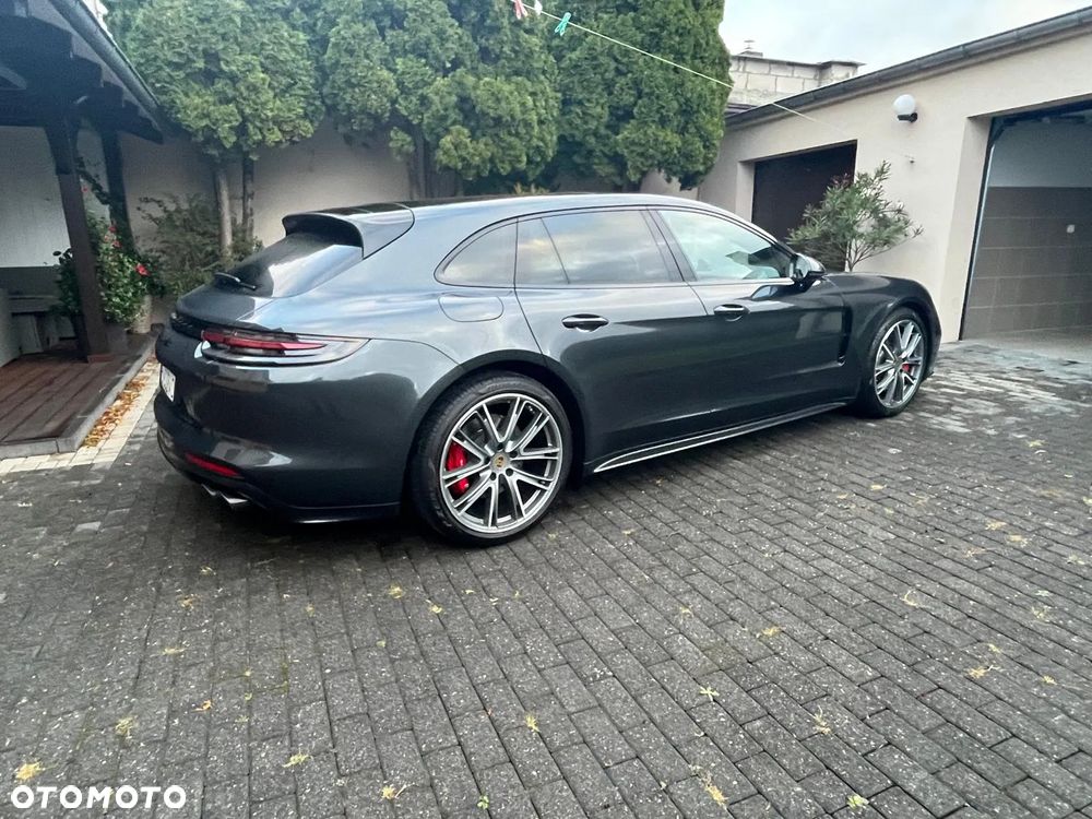 Porsche Panamera GTS GPF Sport Turismo - 4