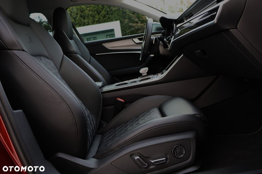 Audi S6 Avant - 23