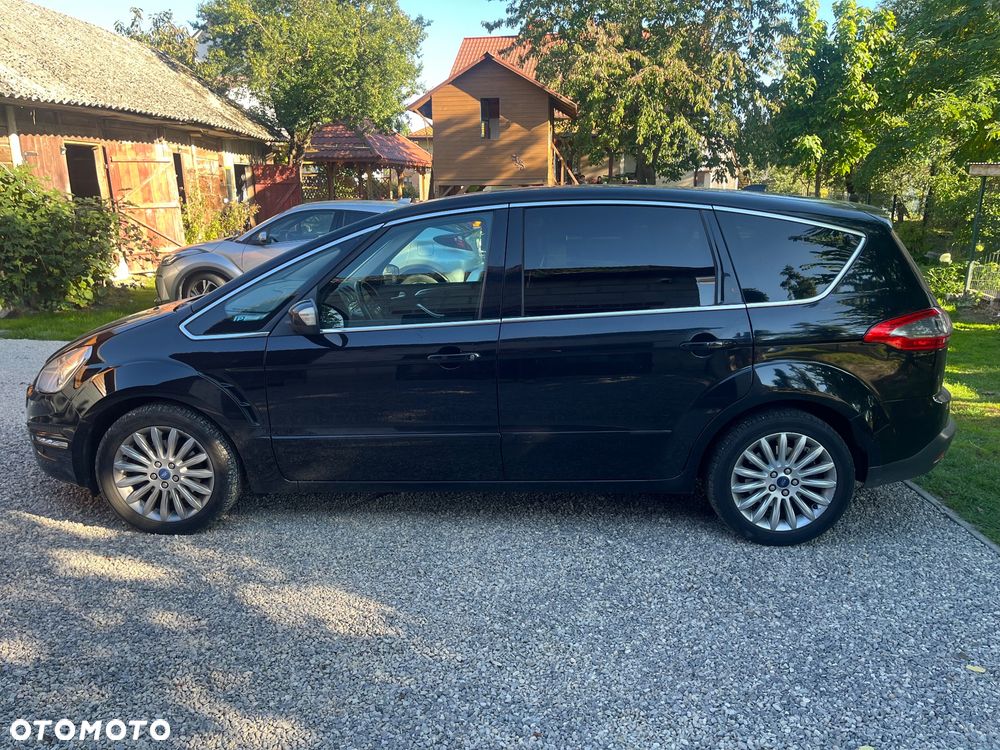Ford S-Max - 8