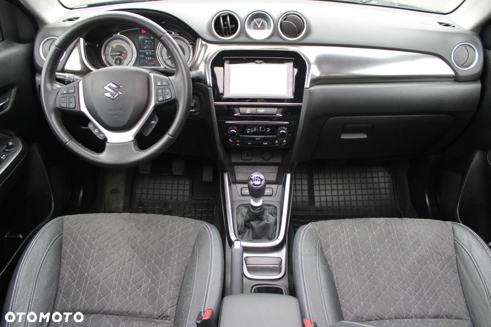 Suzuki Vitara - 31