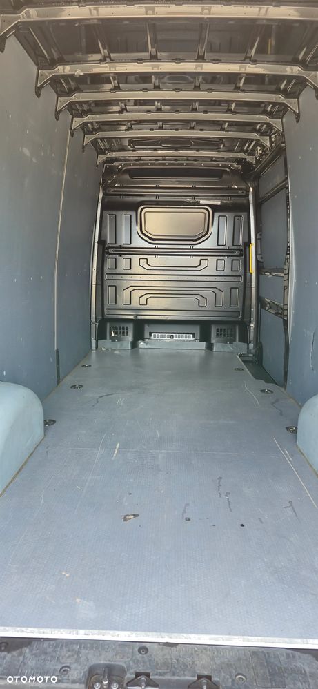 Volkswagen Crafter - 5