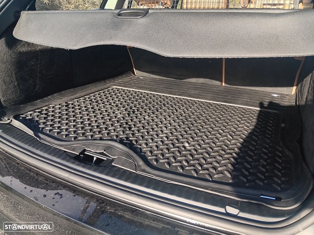 BMW 520 d Touring Executive - 34