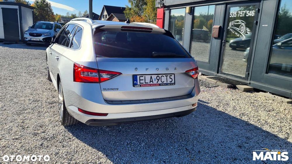Skoda Superb - 19