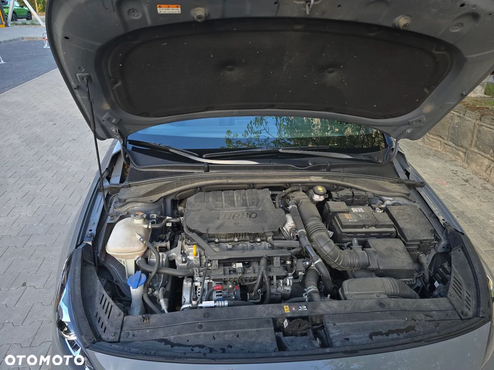 Hyundai i30 1.5 T-GDI 48V Executive - 8