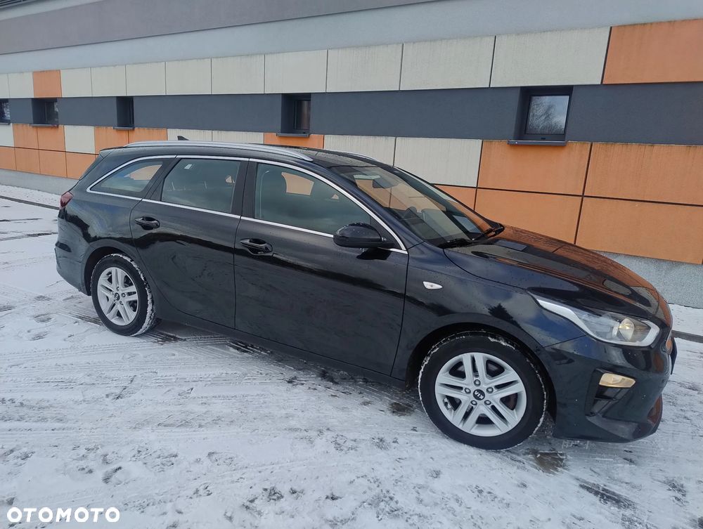 Kia Ceed 1.6 CRDi mHEV L Business Line - 2