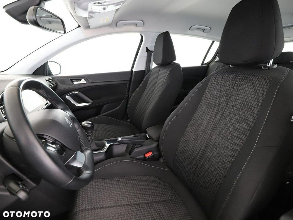 Peugeot 308 1.2 PureTech Active Pack S&S - 14