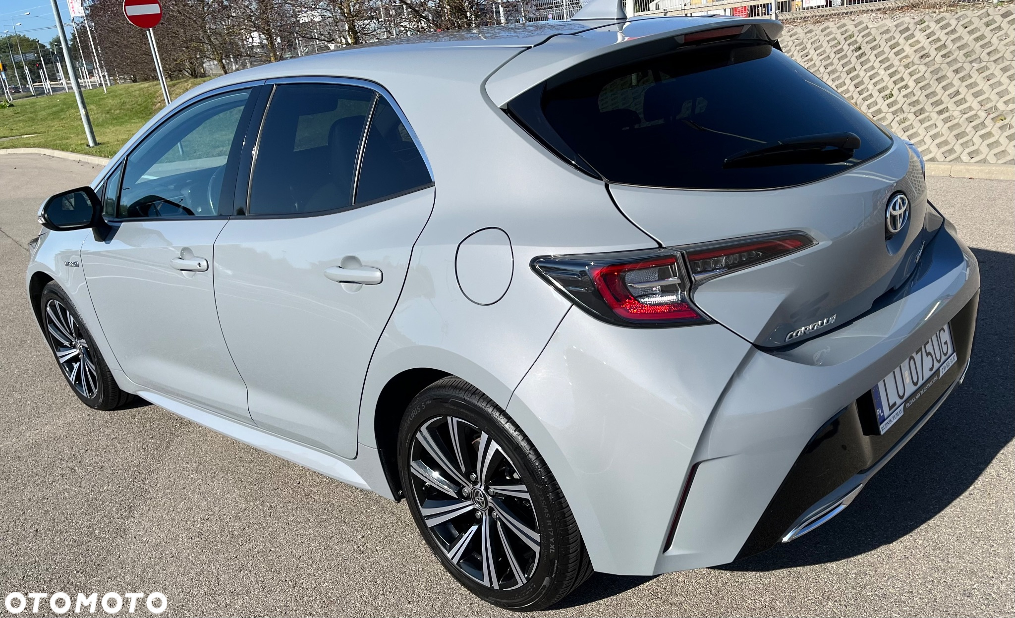 Toyota Corolla 2.0 Hybrid Comfort - 9