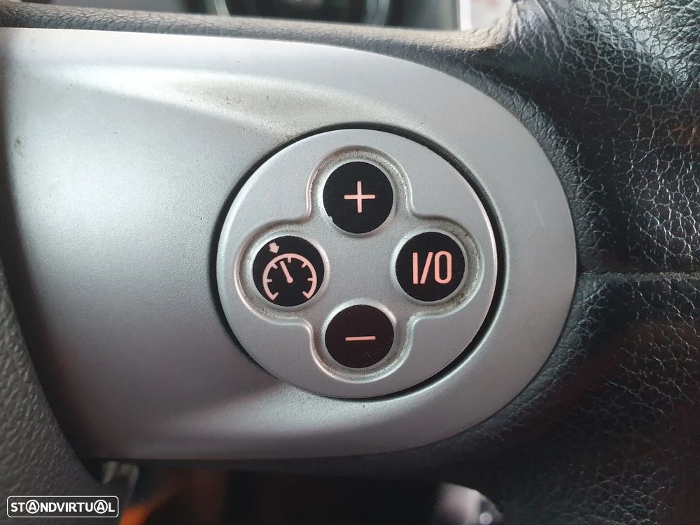 MINI 3 Portas Cooper D - 13