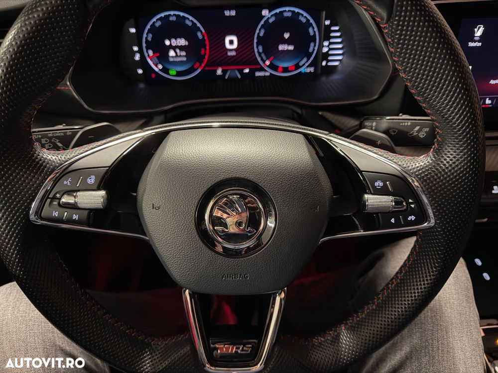 Skoda Octavia 2.0 245 TSI DSG RS - 16