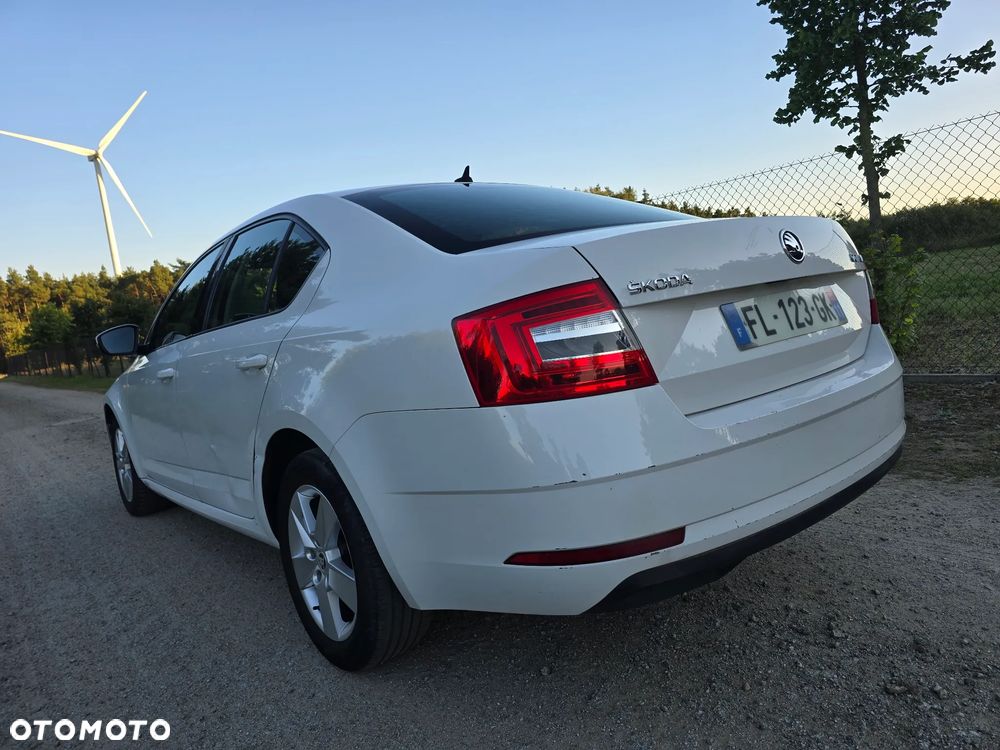 Skoda Octavia 1.6 TDI Sport Edition - 4