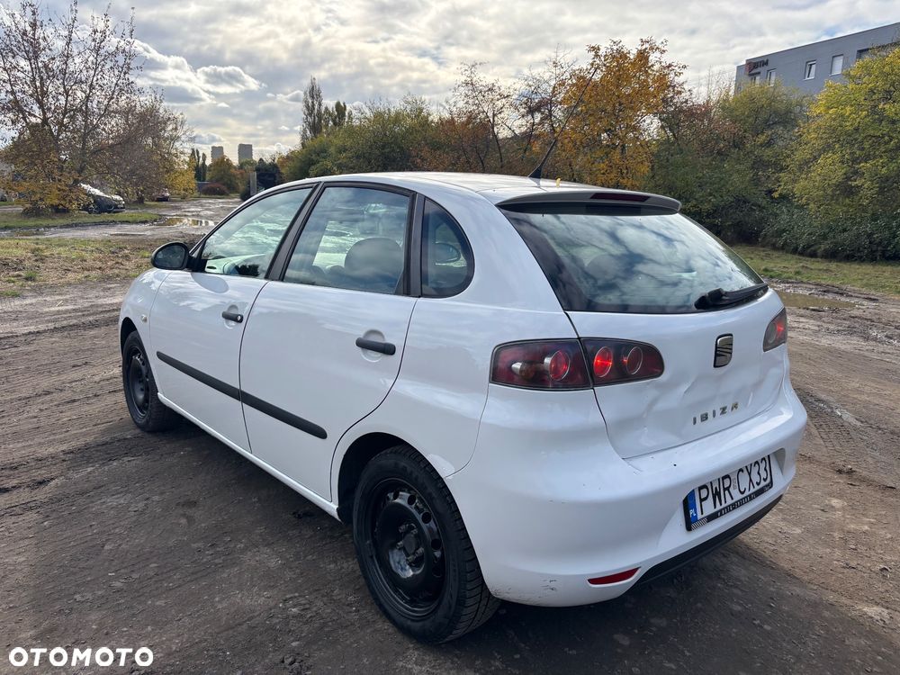 Seat Ibiza 2008 photo 3
