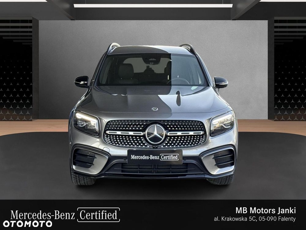 Mercedes-Benz GLB - 9