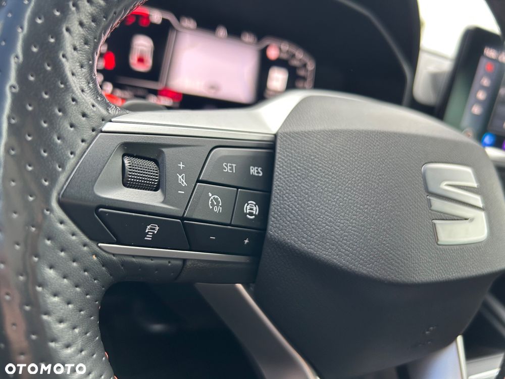 Seat Leon 1.0 eTSI OPF DSG FR Plus - 24
