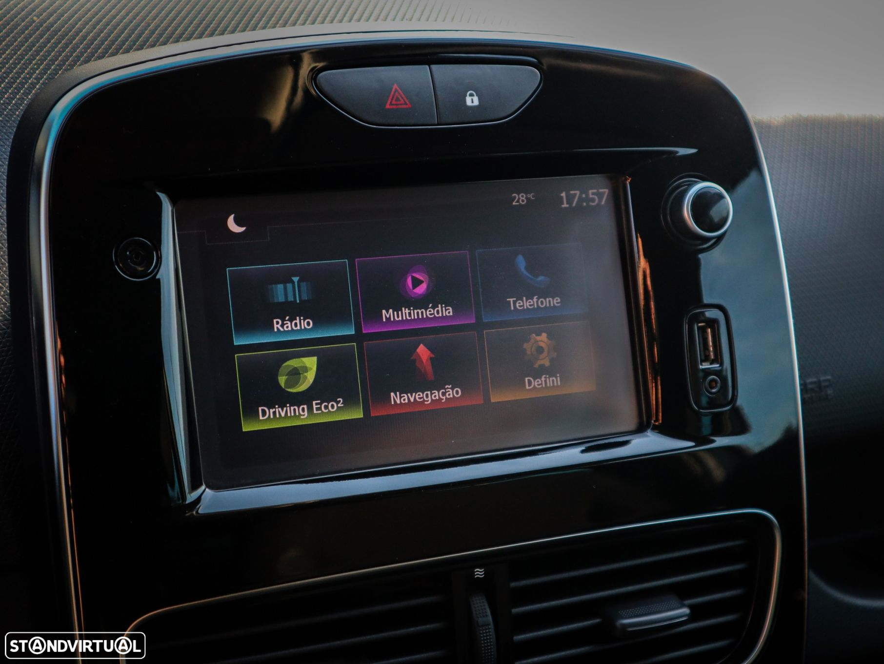 Renault Clio 0.9 TCe Limited Edition - 24