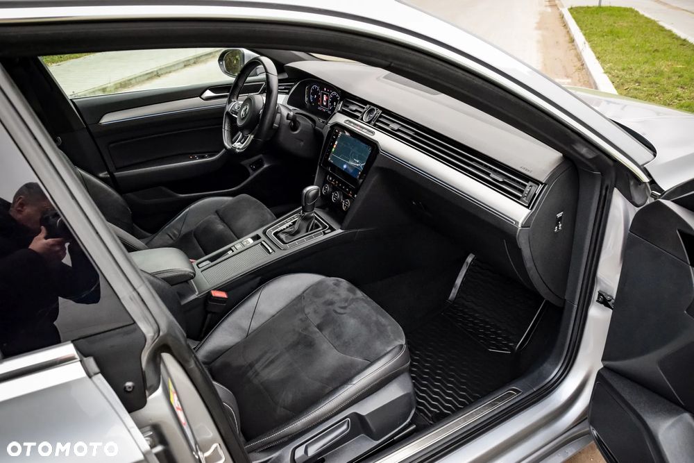 Volkswagen Arteon 2.0 TSI R-Line DSG - 24