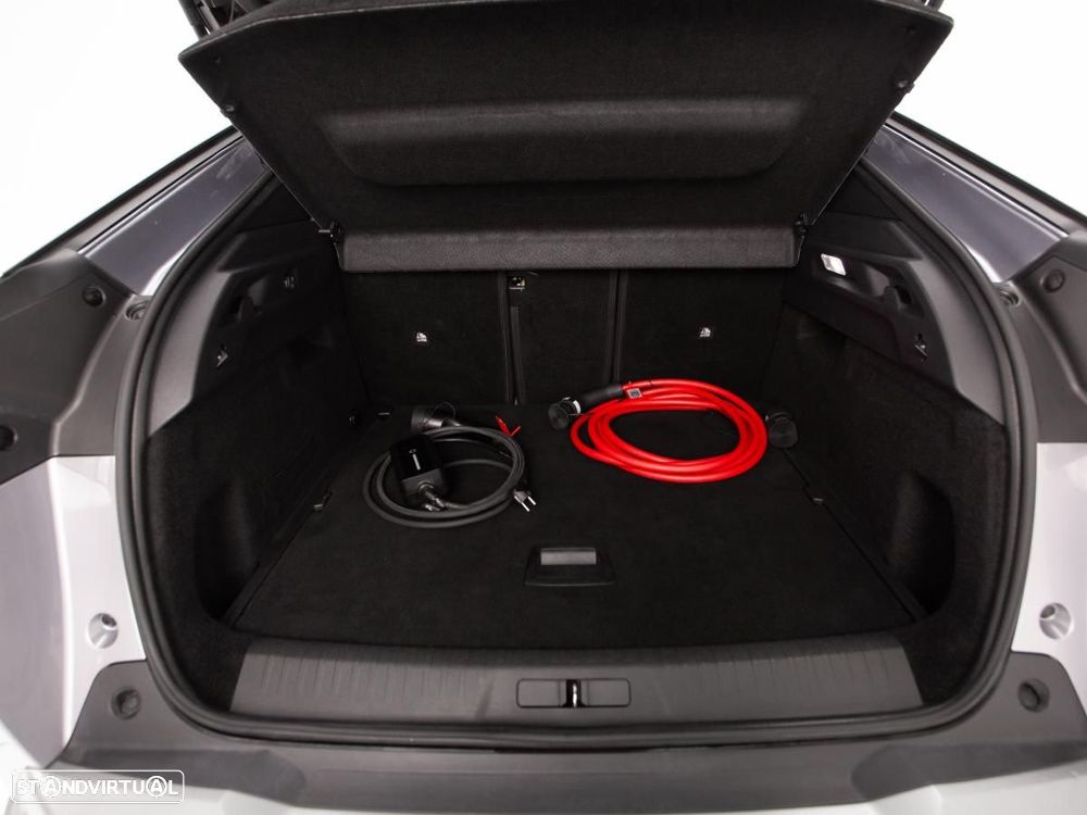 Peugeot E-3008 73 kWh Allure - 12