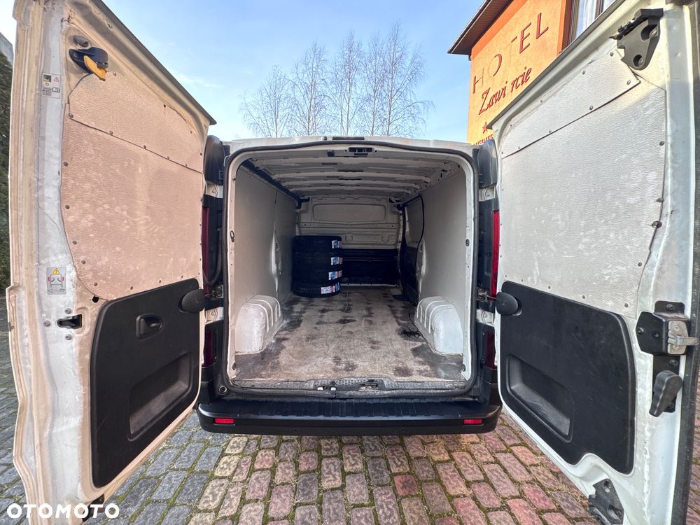 Renault Trafic - 22