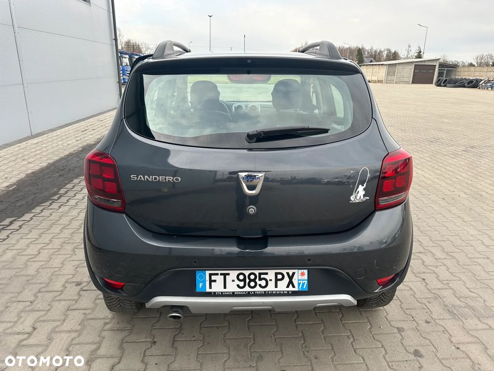 Dacia Sandero Stepway dCi 90 (S&S) Celebration - 4