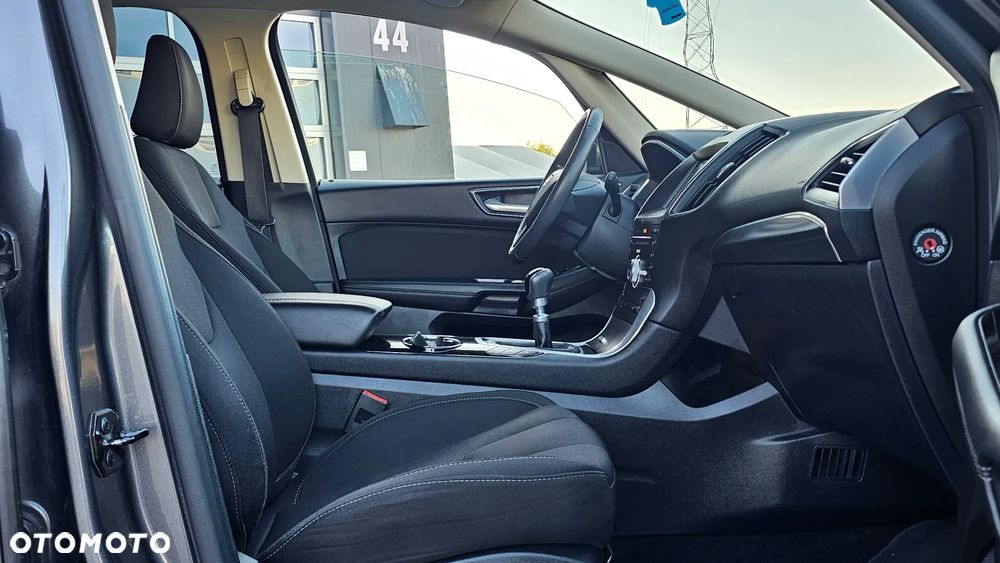 Ford S-Max - 39