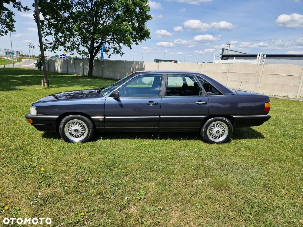 Audi 200 2.2 Turbo - 3