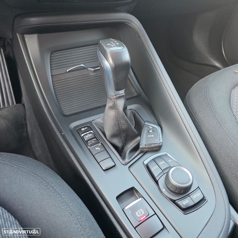 BMW X1 20 d sDrive Auto Advantage - 8