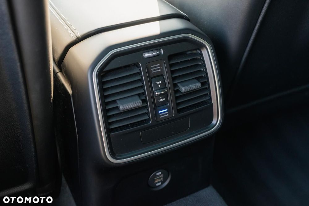 Porsche Macan Standard - 36