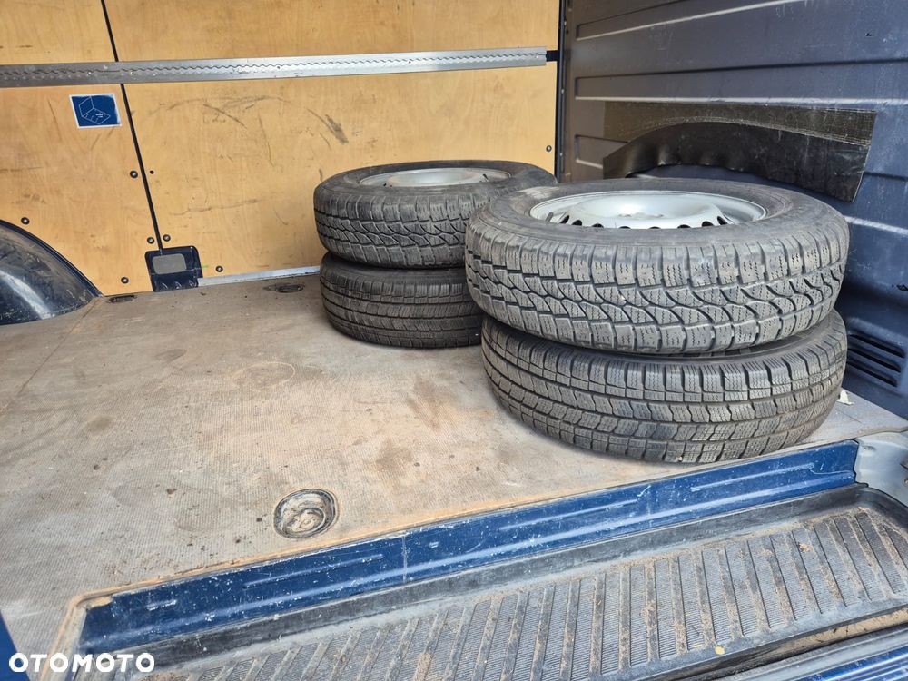 Volkswagen Crafter - 11