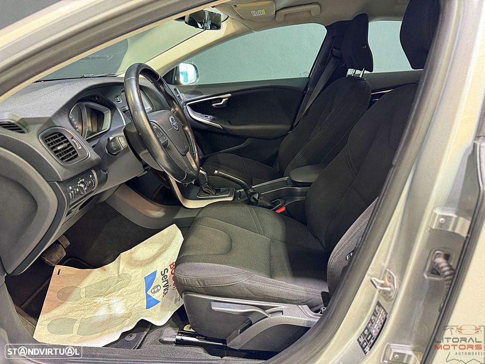 Volvo V40 1.6 D2 Momentum Powershift Eco - 14