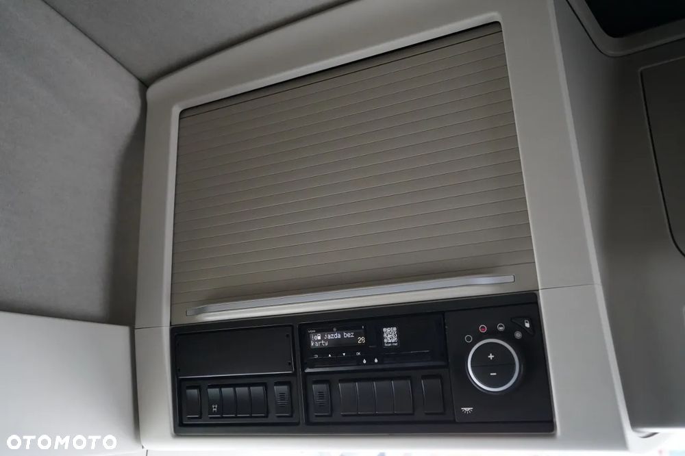 Volvo FH 500 / HYDRAULIKA / KLIMA POSTOJOWA / - 32