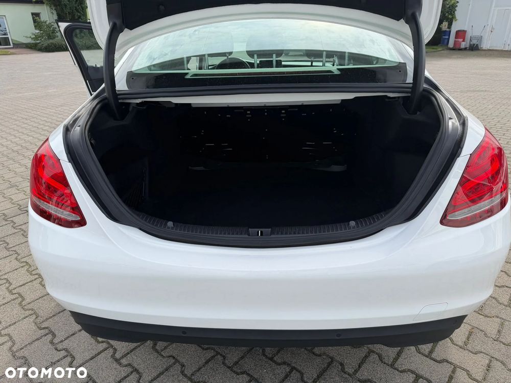 Mercedes-Benz Klasa C 160 9G-TRONIC - 10