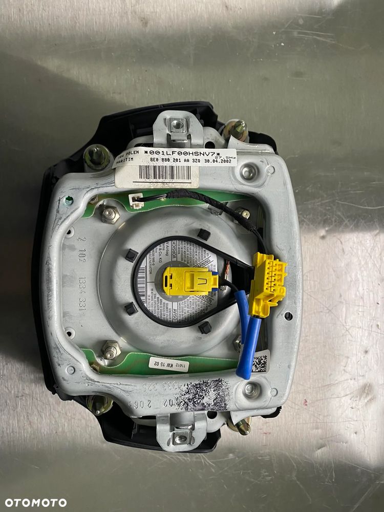 AUDI A4 B6 PODUSZKA AIRBAG KIEROWNICY 8E0880201 - 2