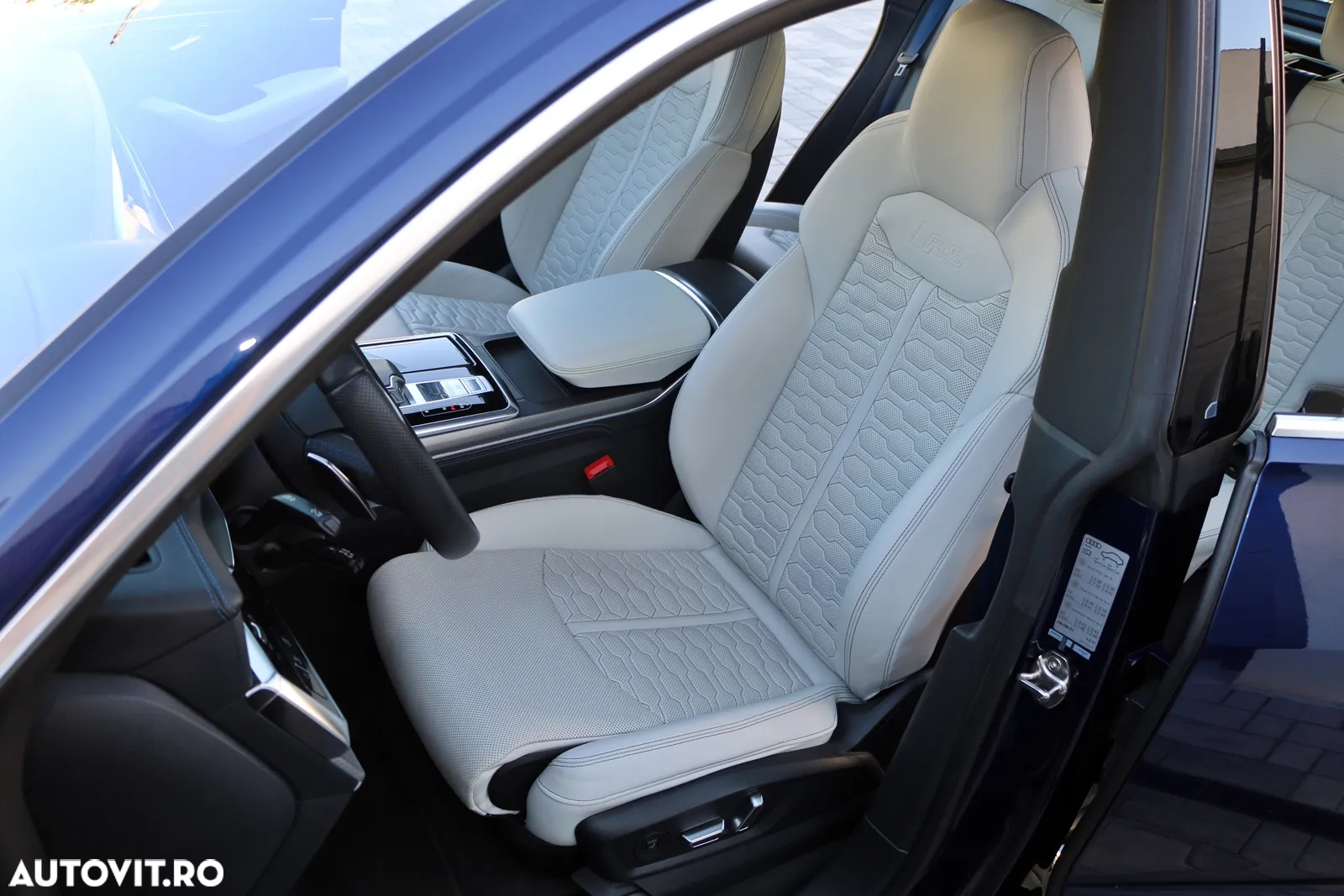 Audi RS Q8 TFSI quattro tiptronic - 4
