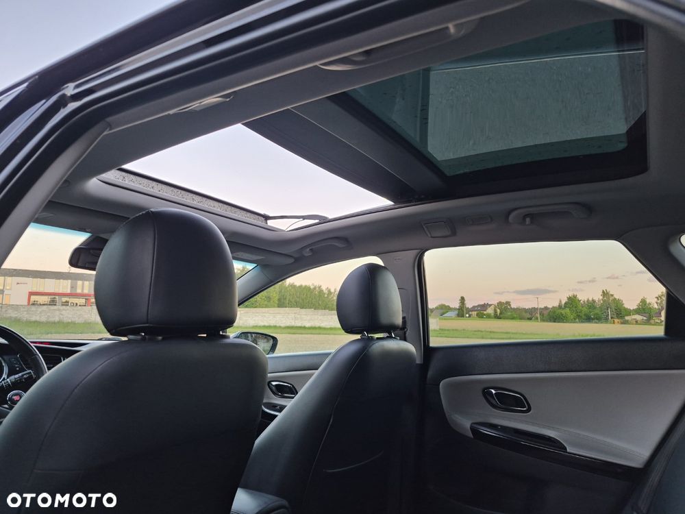 Hyundai i30 1.6 CRDi Premium - 32