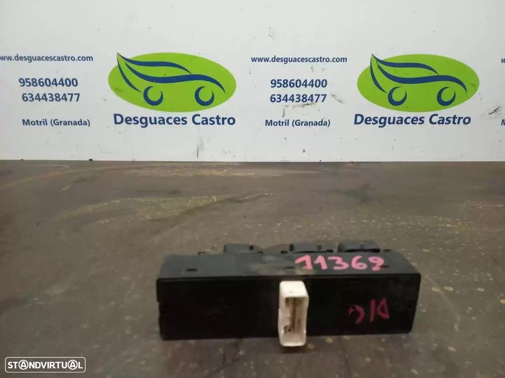 COMANDO ELEVADOR DE VIDRO FRONTAL ESQUERDO HYUNDAI SONATA IV 2000 - - 3